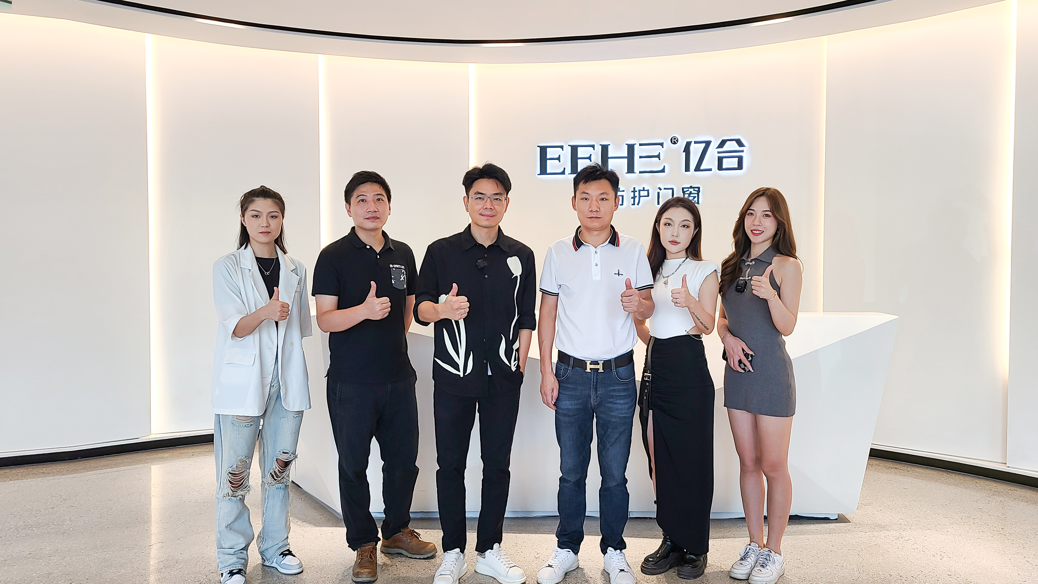 億合門窗大揭秘！大灣區(qū)首席設(shè)計(jì)大咖覃思帶你選購(gòu)優(yōu)質(zhì)的全防護(hù)門窗