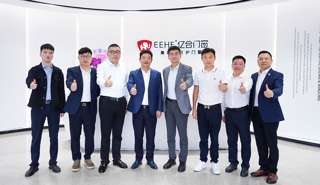 居然之家王寧總裁一行到訪億合門窗 居然之家王寧總裁一行到訪億合門窗