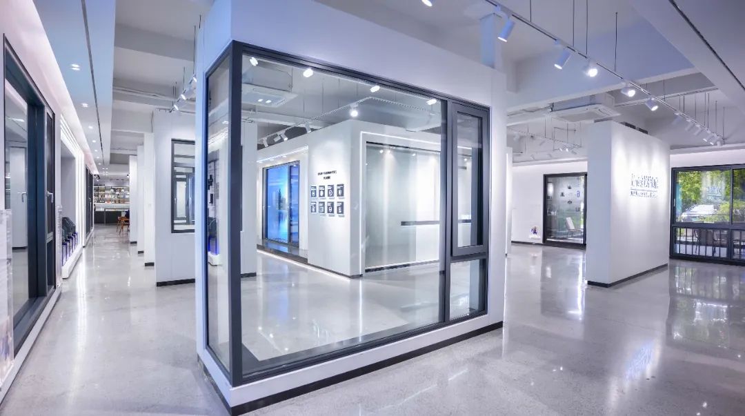 從新時(shí)代人居需求出發(fā)，億合門窗繪就美好生活的滿分圖鑒