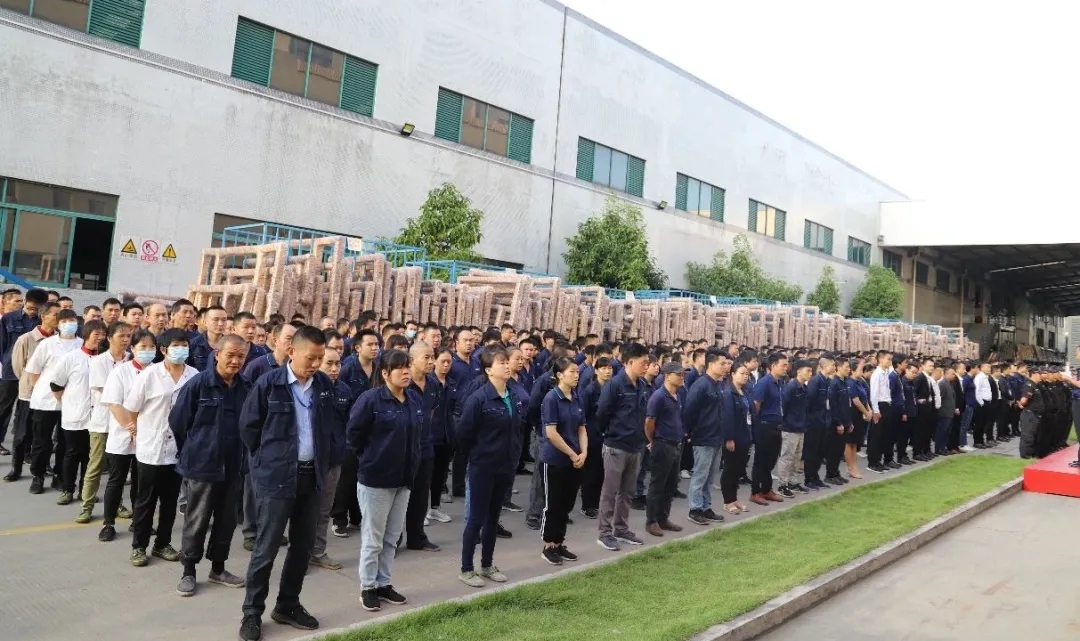 同心并力 將勤補(bǔ)拙|億合門(mén)窗11月員工大會(huì)圓滿召開(kāi)